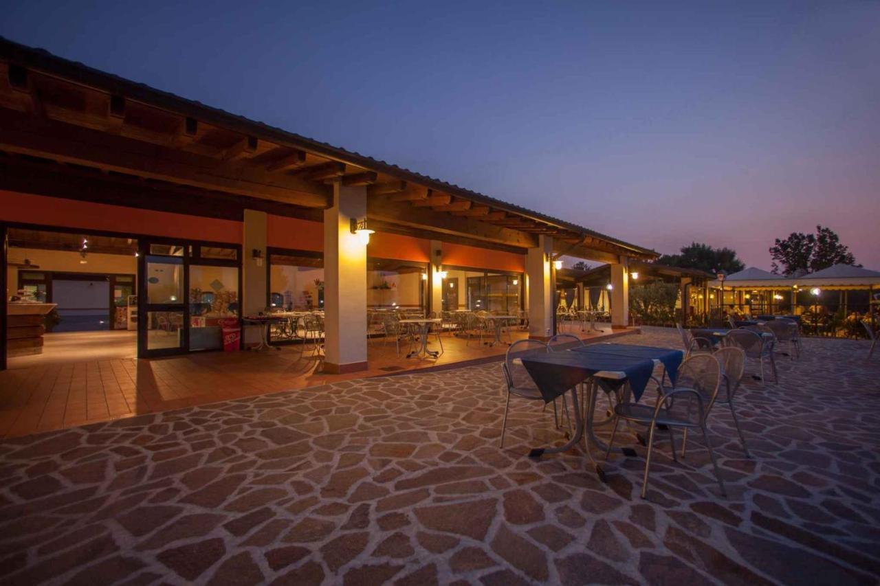 Holiday Homes In Sirmione/Gardasee 22174 Exterior foto
